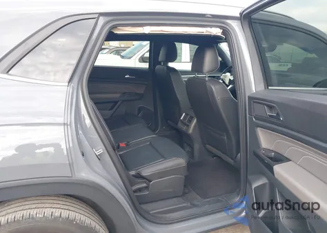 2021 Volkswagen Atlas Cross Sport 2.0T Se W/Technology z USA, uszkodzony, nr VIN 1V2JC2CA0MC201024